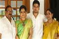 എ​ല്ലാ​വ​രും ഒ​റ്റ​പ്പെ​ടു​ത്തി​യ​പ്പോ​ഴും മ​ക​ളെ ചേ​ർ​ത്തു​നി​ർ​ത്തി​യ അ​ച്ഛ​ൻ; കാ​വ്യ​യ്ക്ക് ന​ഷ്ട​മാ​യ​ത് ആ ​സ്നേ​ഹ​ത്ത​ണ​ൽ