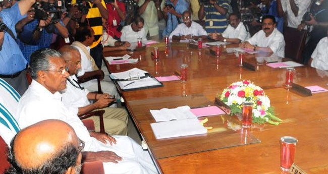 ആ​രാ​ധ​നാ​ല​യ​ങ്ങ​ളു​ടെ അ​ധി​ക ഭൂ​മി  തു​ക ഈ​ടാക്കി പ​തി​ച്ചുന​ൽ​കും