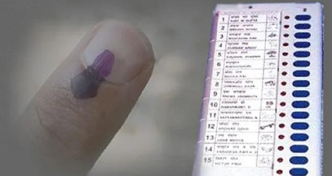 വോ​ട്ടിം​ഗ് മെ​ഷി​നി​ൽ കാ​ഴ്ച​പ​രി​മി​ത​ർ​ക്ക് പ​രി​ഗ​ണ​ന; മറുപടി നല്കാൻ കേന്ദ്രത്തോടു സുപ്രീംകോടതി