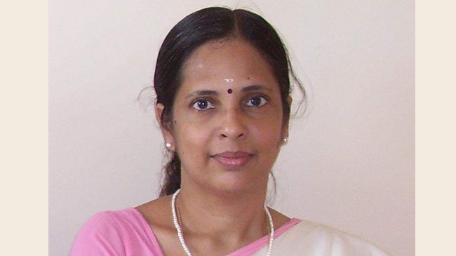 ഡ​ൽ​ഹി​യി​ൽ ട്രെ​യി​നി​ൽ​നി​ന്നു  ത​ള്ളി​യി​ട്ടു മ​ല​യാ​ളി​ഡോ​ക്ട​റെ  കൊ​ല​പ്പെ​ടു​ത്തി