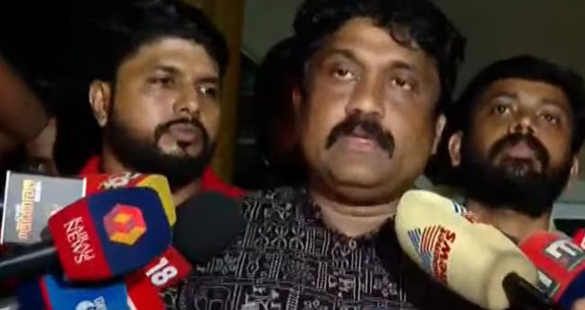 കോ​ൺ​ഗ്ര​സ് നേ​താ​ക്ക​ൾ  പ​രി​ശോ​ധ​ന ത​ട​സ​പ്പെ​ടു​ത്തി: സി​പി​എം