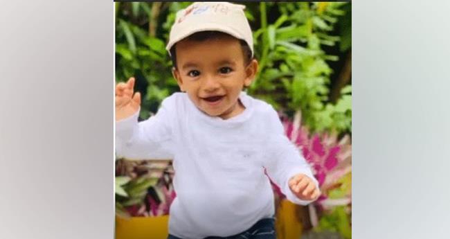 ദേ​ഹ​ത്തേ​ക്ക് ഗേ​റ്റ് വീ​ണ് ര​ണ്ട​ര വ​യ​സു​കാ​ര​ൻ മ​രി​ച്ചു