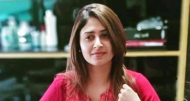 അ​യി​ഷ സു​ല്‍​ത്താ​ന ക്വാ​റ​ന്‍റൈ​ന്‍  വ്യ​വ​സ്ഥ​ക​ൾ ലം​ഘി​ച്ചെ​ന്ന്  ല​ക്ഷ​ദ്വീ​പ് ഭ​ര​ണ​കൂ​ടം
