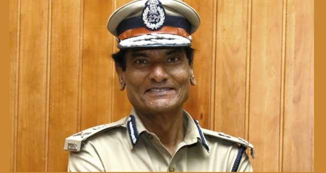 ബി​ജെ​പി പ​ണ​മൊ​ഴു​ക്കി​യ വി​വ​രം തെ​ര.​ക​മ്മീ​ഷ​നെ​യും അ​റി​യി​ച്ചു; മു​ൻ ഡി​ജി​പി​യു​ടെ ക​ത്ത് പു​റ​ത്ത്