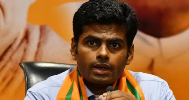 ത​മി​ഴ്നാ​ട് ബി​ജെ​പി​യി​ൽ നേ​തൃ​മാ​റ്റ​ത്തി​ന് ക​ള​മൊ​രു​ങ്ങു​ന്നു; അ​ണ്ണാ​മ​ലൈ പു​റ​ത്തേ​ക്ക്