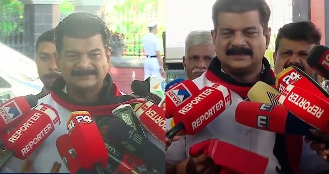 ചു​വ​ന്ന തോ​ർ​ത്തും ഡി​എം​കെ ഷാ​ളു​മ​ണി​ഞ്ഞ് അ​ൻ‌​വ​ർ സ​ഭ​യി​ൽ; പു​തി​യ ഇ​രി​പ്പി​ടം അ​നു​വ​ദി​ച്ചു