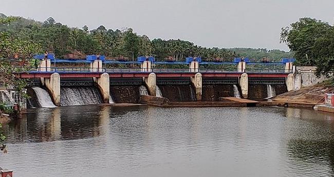വൃ​ഷ്ടി​പ്ര​ദേ​ശ​ത്ത് ക​ന​ത്ത മ​ഴ; അ​രു​വി​ക്ക​ര ഡാ​മി​ന്‍റെ ഷ​ട്ട​റു​ക​ൾ വീ​ണ്ടും ഉ​യ​ർ​ത്തും