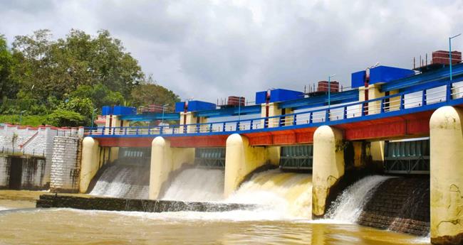 ക​ന​ത്ത മ​ഴ: അ​രു​വി​ക്ക​ര ഡാ​മി​ന്‍റെ ഷ​ട്ട​റു​ക​ൾ ഇ​ന്ന് ഉ​യ​ർ​ത്തും