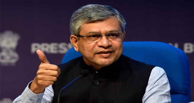 യാ​ത്ര​ക്കാ​രു​ടെ പ്ര​തി​ഷേ​ധം; അ​ട​ച്ചു​പൂ​ട്ടി​യ റെ​യി​ൽ​വേ സ്റ്റേ​ഷ​നു​ക​ൾ തു​റ​ക്കും