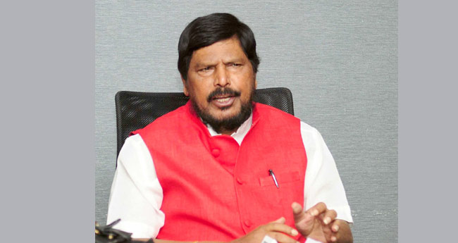 വി​എ​ച്ച്‌​പി​യെ വിമർശിച്ച് കേന്ദ്രമന്ത്രി അഠാവലെ