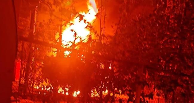 മും​ബൈ​യി​ലെ ജ​ല​വി​ത​ര​ണ കേ​ന്ദ്ര​ത്തി​ൽ തീ​പി​ടി​ത്തം