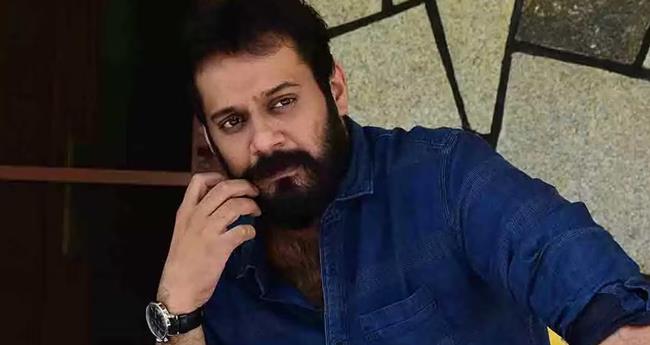ന​ട​ൻ ബാ​ല അ​റ​സ്റ്റി​ൽ