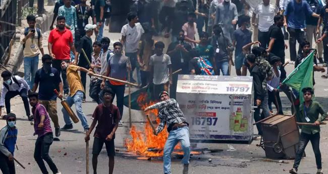 ബം​ഗ്ലാ​ദേ​ശ് ക​ലാ​പം: ന്യൂ​ന​പ​ക്ഷ​ങ്ങ​ളു​ടെ  സു​ര​ക്ഷ ഉ​റ​പ്പാ​ക്ക​ണം: ആ​ർ​എ​സ്എ​സ്