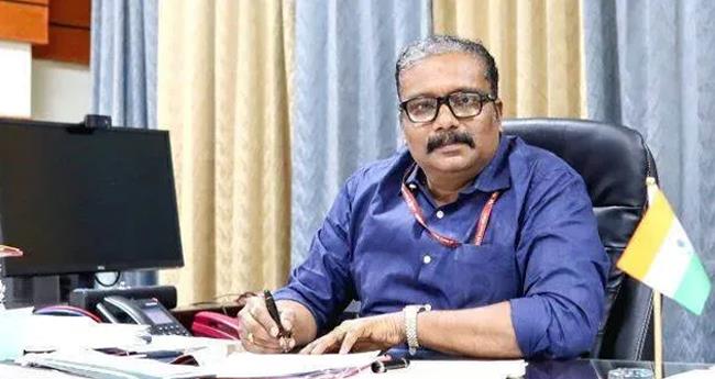 സ​ർ​ക്കാ​രി​ന് തി​രി​ച്ച​ടി; ബി ​അ​ശോ​കി​നെ ത​ദ്ദേ​ശ​സ്വ​യം​ഭ​ര​ണ പ​രി​ഷ്‌​ക​ര​ണ ക​മ്മീ​ഷ​നി​ൽ നി​യ​മി​ച്ച ഉ​ത്ത​ര​വ് റ​ദ്ദാ​ക്കി