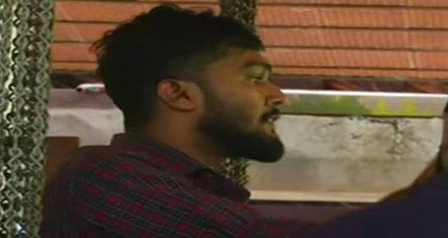 നി​യ​മ​ന​ക്കോ​ഴ: അ​ഡ്വ.​ബാ​സി​​തി​​നെ​യും അ​ഡ്വ.​റ​ഹീ​സി​നെ​യും പോ​ലീ​സ് ചോ​ദ്യം ചെ​യ്യു​ന്നു