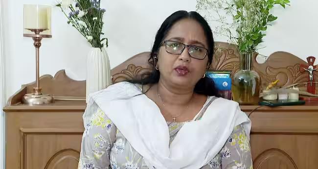 എം.​ടി.​ര​മേ​ശ് വ​ന്നു​ക​ണ്ടു; നി​ല​വി​ൽ നി​ല​മ്പൂ​രി​ല്‍ സ്ഥാ​നാ​ര്‍​ഥി​യാ​കാ​നി​ല്ലെ​ന്ന് ബീ​ന ജോ​സ​ഫ്