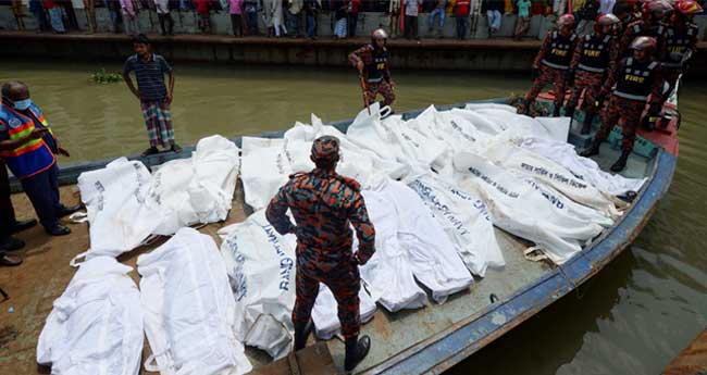 ബംഗ്ലാദേശിൽ ബോട്ട് മുങ്ങി 32 പേർ മരിച്ചു
