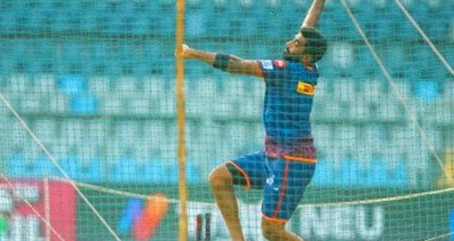 ഐ​പി​എ​ൽ; ഇ​ന്ന് മും​ബൈ​യും ബം​ഗ​ളൂ​രും ഏ​റ്റു​മു​ട്ടും