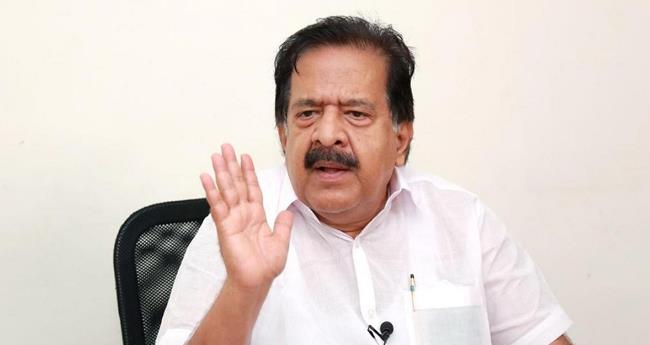 തൃ​ശൂ​ർ പൂ​രം; അ​ന്വേ​ഷ​ണ റി​പ്പോ​ര്‍​ട്ട് പ​രി​ഹാ​സ്യ​മെ​ന്ന് ര​മേ​ശ് ചെ​ന്നി​ത്ത​ല