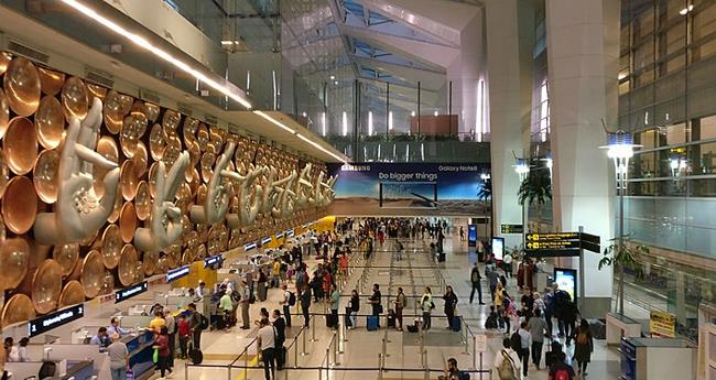 ഡ​ല്‍​ഹി വി​മാ​ന​ത്താ​വ​ള​ത്തി​ല്‍ വൈ​ദ്യു​തി മു​ട​ങ്ങി