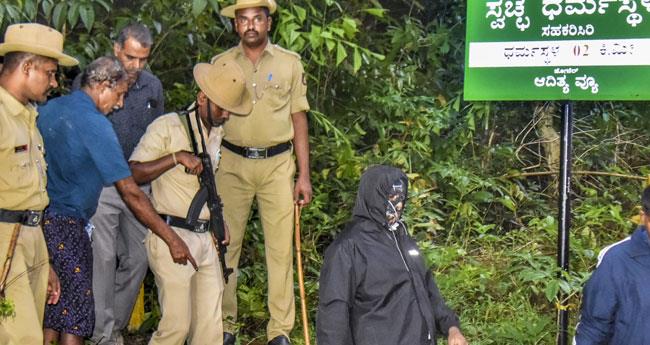 ധ​ർ​മ​സ്ഥ​ല​യി​ൽ പ​രാ​തി​ക്കാ​ര​ൻ അ​റ​സ്റ്റി​ൽ