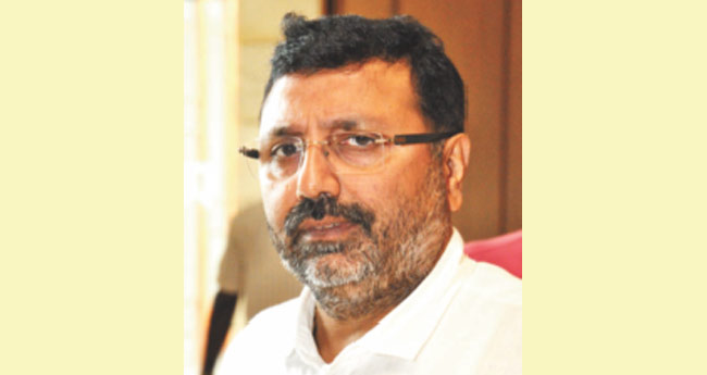 നിഷികാന്ത് ദുബെയുടെ പരാമർശം രാഷ്‌ട്രീയ വിവാദത്തിലേക്ക്