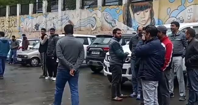 അ​ഫ്ഗാ​നി​സ്ഥാ​നി​ല്‍ ഭൂ​ച​ല​നം; കാ​ഷ്മീ​രി​ലും ഡ​ല്‍​ഹി​യി​ലും പ്ര​ക​മ്പ​നം