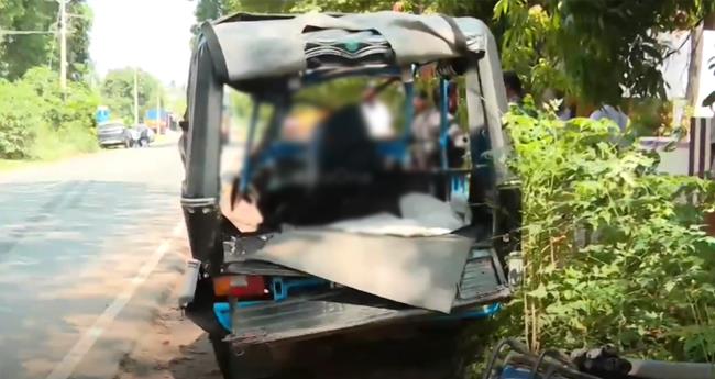 പാ​ല​ക്കാ​ട്ട് കെ​എ​സ്ആ​ർ​ടി​സി​യും ഓ​ട്ടോ​യും കൂ​ട്ടി​യി​ടി​ച്ച് അ​പ​ക​ടം; ര​ണ്ട് പേ​ർ മ​രി​ച്ചു