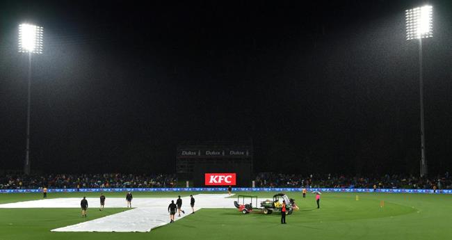 ക​ന​ത്ത മ​ഴ: ന്യൂ​സി​ല​ൻ​ഡ്-​ഇം​ഗ്ല​ണ്ട് ആ​ദ്യ ടി20 ​ഉ​പേ​ക്ഷി​ച്ചു