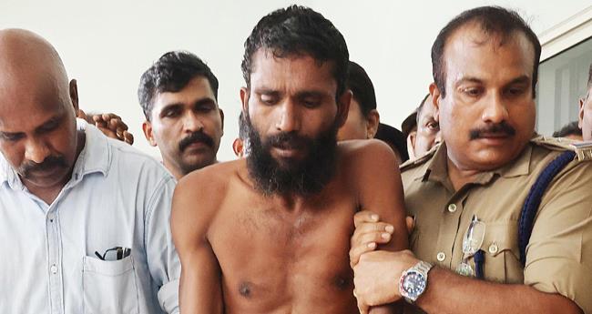 ഗോ​വി​ന്ദ​ച്ചാ​മി​യെ ക​ണ്ണൂ​ർ സെ​ൻ​ട്ര​ൽ ജ​യി​ലി​ൽ നി​ന്ന് മാ​റ്റു​ന്നു; കൊ​ണ്ട് പോ​കു​ന്ന​ത് വി​യ്യൂ​രി​ലേ​ക്ക്