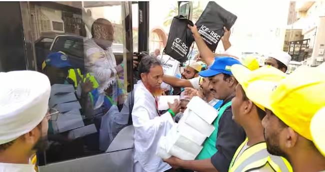 ഹ​ജ്ജ്: ആ​ദ്യ സം​ഘം മ​ക്ക​യി​ലെ​ത്തി