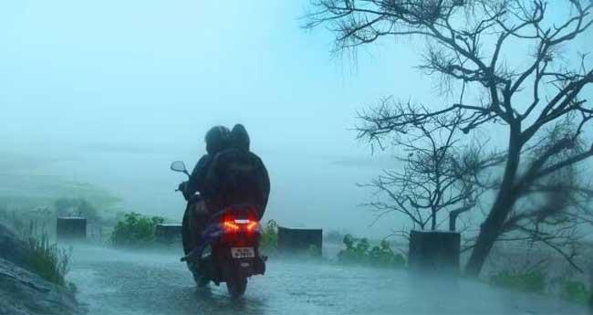 അ​തി​തീ​വ്ര​മ​ഴ​യ്ക്ക് സാ​ധ്യ​ത; ഇ​ടു​ക്കി​യി​ലെ മ​ല​യോ​ര മേ​ഖ​ല​ക​ളി​ൽ രാ​ത്രി​യാ​ത്രാ നി​രോ​ധ​നം