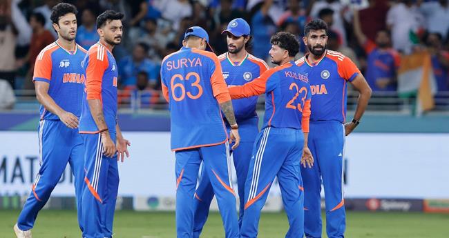 ഏ​ഷ്യ​ക​പ്പ് ക്രി​ക്ക​റ്റ്: പാ​ക്കി​സ്ഥാ​നെ​തി​രെ ഇ​ന്ത്യ​യ്ക്ക് 128 റ​ൺ​സ് വി​ജ​യ​ല​ക്ഷ്യം