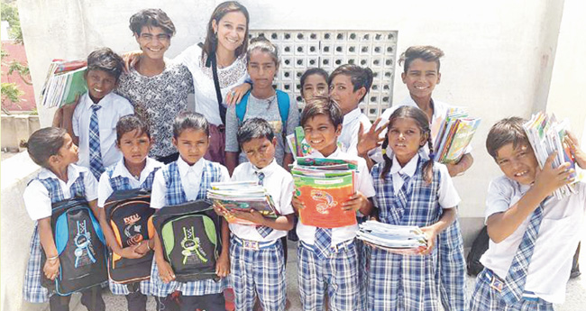 ആംസ്റ്റർഡാമിൽനിന്നു രക്ഷാകരം; ബാലികമാരുടെ വരണമാല്യം ഒഴിവായി