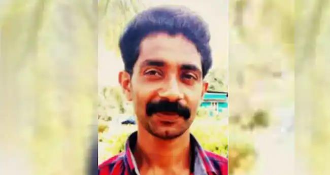 വ​യ​നാ​ട്ടി​ൽ മ​ര​ത്ത​ടി​യു​മാ​യി തെ​ന്നി വീ​ണ് അ​പ​ക​ടം; യു​വാ​വ് മ​രി​ച്ചു