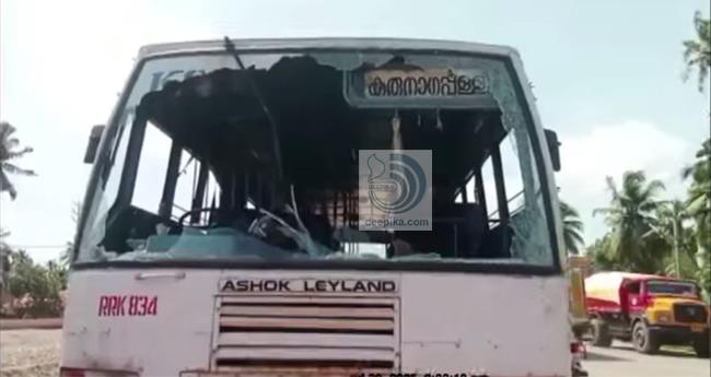 കെ​എ​സ്ആ​ർ​ടി​സി ബ​സി​നു​നേ​രേ ആ​ക്ര​മ​ണം: ര​ണ്ടു​പേ​ർ പി​ടി​യി​ൽ