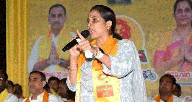 പ്ര​തി​പ​ക്ഷ നേ​താ​വാ​കാ​ന്‍ സാ​ധി​ക്കി​ല്ലെ​ന്ന​റി​യാം;​ എ​ന്നി​ട്ടും സ​ഭ​യെ ക​ളി​യാ​ക്കു​ക​യാ​ണ്: ജ​ഗ​നെ​തി​രെ ടി​ഡി​പി എം​എ​ല്‍​എ