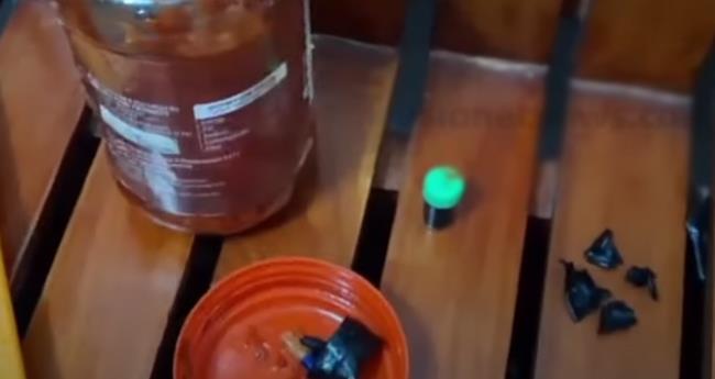 ക​ണ്ണൂ​രി​ല്‍ അ​ച്ചാ​റി​ല്‍ ഒ​ളി​പ്പി​ച്ച് എം​ഡി​എം​എ ക​ട​ത്താ​ന്‍ ശ്ര​മം; മൂ​ന്നു​പേ​ർ പി​ടി​യി​ൽ
