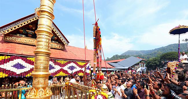 ശ​ബ​രി​മ​ല ഉ​ത്സ​വ​ത്തി​നു കൊ​ടി​യേ​റി; 18 ദി​വ​സം ദ​ര്‍​ശ​ന​ത്തി​ന് അ​വ​സ​രം