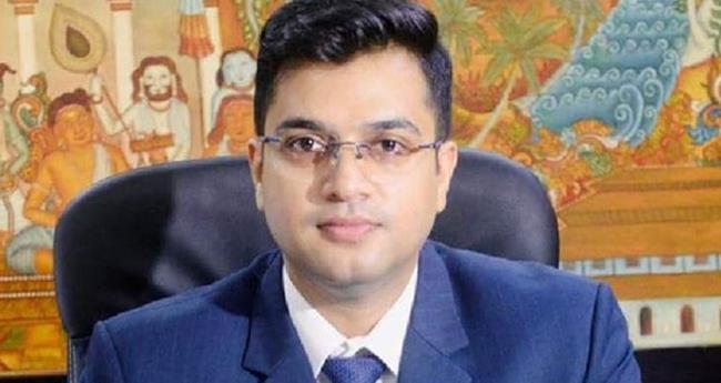 അ​വ​ധി ഇ​നി പ്ര​ധാ​നാ​ധ്യാ​പ​ക​ർ​ക്ക് തീ​രു​മാ​നി​ക്കാം;  ഉ​ത്ത​ര​വു​മാ​യി കോ​ഴി​ക്കോ​ട് ക​ള​ക്ട​ർ