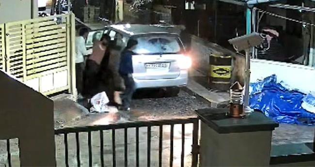കോ​ഴി​ക്കോ​ട് ന​ട​ക്കാ​വി​ല്‍ നി​ന്ന് ത​ട്ടി​ക്കൊ​ണ്ടു​പോ​യ യു​വാ​വി​നെ ക​ണ്ടെ​ത്തി