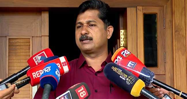 "ചേ​രേ​ണ്ട​വ​ര്‍ ത​മ്മി​ല്‍ ത​ന്നെ​യാ​ണ് ചേ​രു​ക