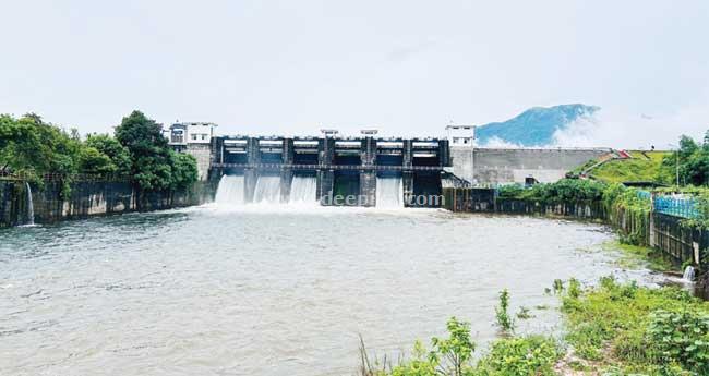 ക​ന​ത്ത മ​ഴ: മ​ല​ങ്ക​ര ഡാ​മി​ന്‍റെ നാ​ലു ഷ​ട്ട​റു​ക​ള്‍ തു​റ​ന്നു