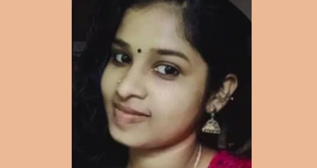 മാ​റാ​ട് യു​വ​തി​ ഭ​ർ​തൃ​ഗൃ​ഹ​ത്തി​ൽ മ​രി​ച്ച നി​ല​യി​ൽ; അ​സ്വാ​ഭാ​വി​ക മ​ര​ണ​ത്തി​ന് കേ​സെ​ടു​ത്ത് പോ​ലീ​സ്