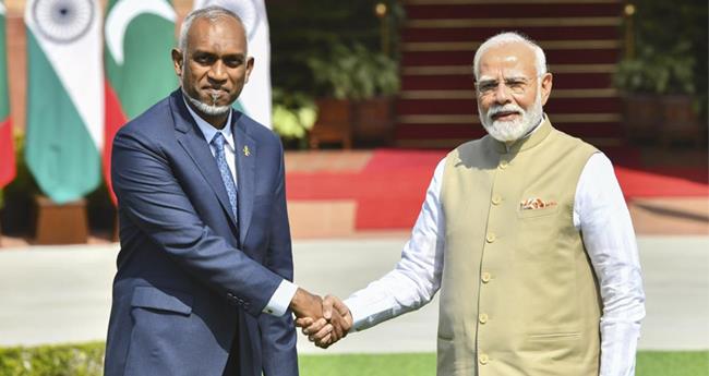 മാ​ല​ദ്വീ​പ് ഉ​റ്റ​സു​ഹൃ​ത്തെ​ന്ന് മോ​ദി; ഇ​ന്ത്യ​യു​ടെ സു​ര​ക്ഷ​യെ ബാ​ധി​ക്കു​ന്ന ഒ​രു നീ​ക്ക​വും ന​ട​ത്തി​ല്ലെ​ന്ന് മു​യി​സു