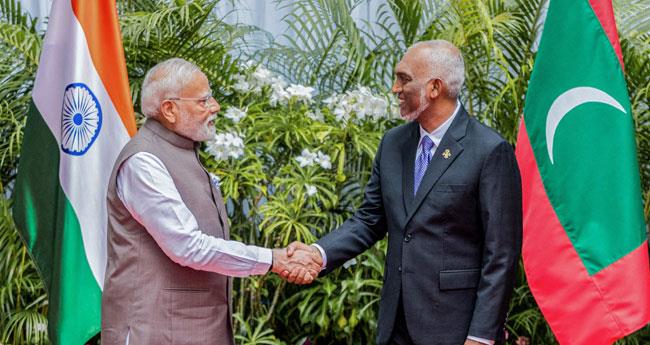 പ്ര​ധാ​ന​മ​ന്ത്രി ന​രേ​ന്ദ്ര​മോ​ദി​യു​ടെ മാ​ല​ദ്വീ​പ് സ​ന്ദ​ർ​ശ​നം തു​ട​രു​ന്നു; മാ​ല​ദ്വീ​പ് സ്വാ​ത​ന്ത്ര്യ ദി​നാ​ഘോ​ഷ ച​ട​ങ്ങി​ൽ പ​ങ്കെ​ടു​ക്കും