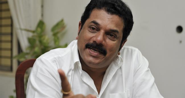 സി​നി​മാ ന​യ രൂ​പീ​ക​ര​ണ സ​മി​തി ; മു​കേ​ഷ് "ഔട്ട്'