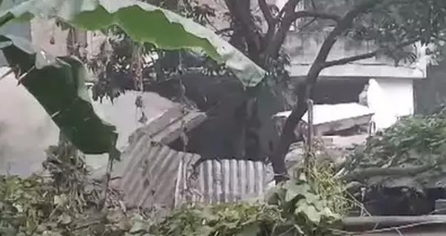ബം​ഗാ​ളി​ല്‍ നാ​ട​ന്‍ബോം​ബ് നി​ര്‍​മാ​ണ​ത്തി​നി​ടെ സ്‌​ഫോ​ട​നം; മൂ​ന്ന് പേ​ര്‍ മ​രി​ച്ചു