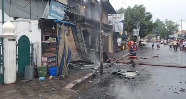 ചാ​യ​ക്ക​ട​യി​ൽ ഗ്യാ​സ് സി​ലി​ണ്ട​ർ പൊ​ട്ടി​ത്തെ​റി​ച്ചു: ഒ​രാ​ൾ​ക്ക് പ​രി​ക്ക്