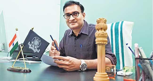 ഐ​എ​എ​സ് ത​ല​പ്പ​ത്തെ പോ​ര് തു​ട​രു​ന്നു; ചീ​ഫ് സെ​ക്ര​ട്ട​റി​ക്കെ​തി​രെ വി​മ​ർ​ശ​ന​വു​മാ​യി എ​ൻ. പ്ര​ശാ​ന്ത്
